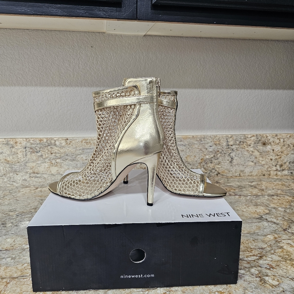 Nine West Metallic Gold Mesh Heels New!
